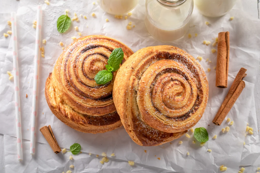 Sourdough Cinnamon Rolls