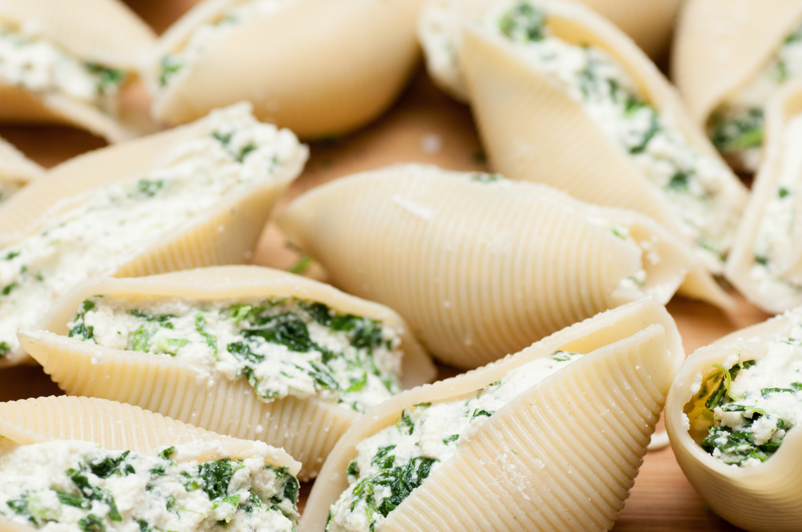 Spinach and Ricotta Stuffed Shells