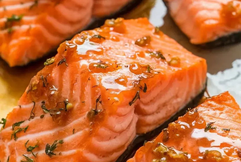 Air Fryer Honey Garlic Salmon Bites